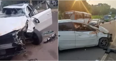 Carro capota e fica destruído após acidente na Avenida Brasil, em Manaus