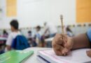 David Almeida anuncia pagamento do 14º salário para servidores da rede municipal de ensino em Manaus